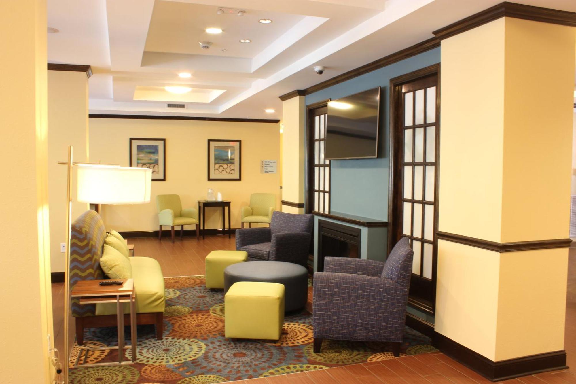 Holiday Inn Express & Suites Lebanon By Ihg Exterior foto